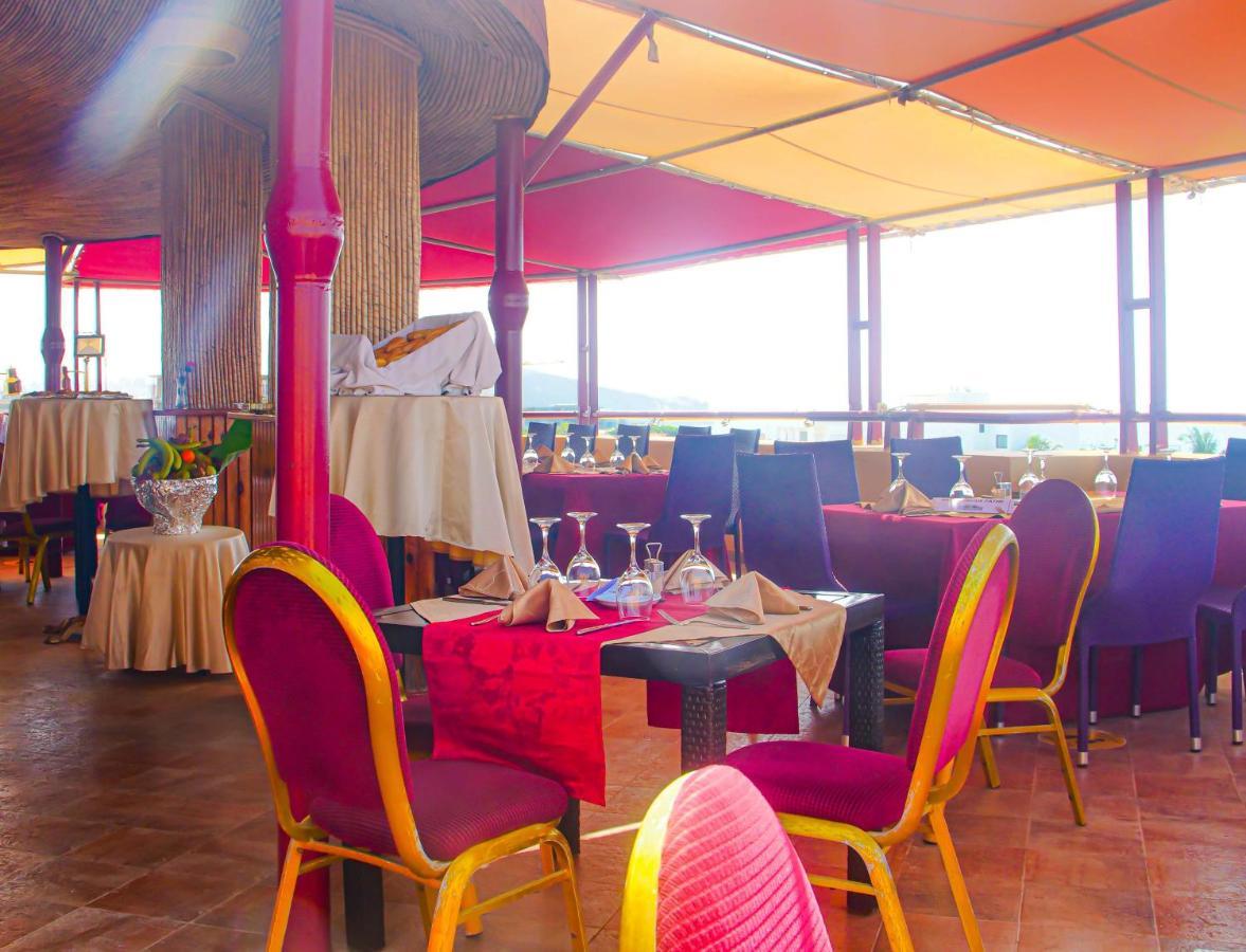 Hotel Fleur De Lys Almadies Dakar Exterior photo