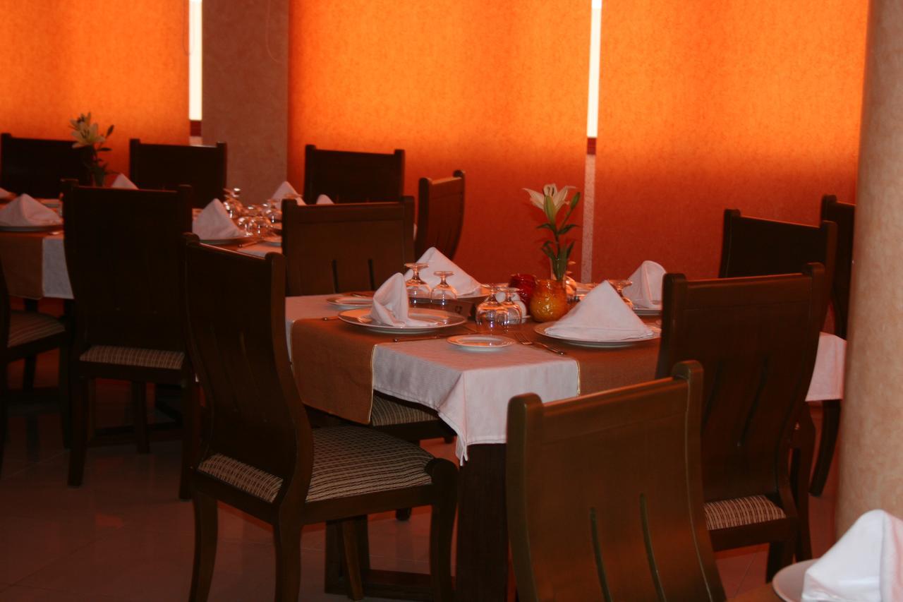 Hotel Fleur De Lys Almadies Dakar Exterior photo